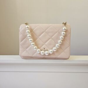Quilted Pearl Top Handle